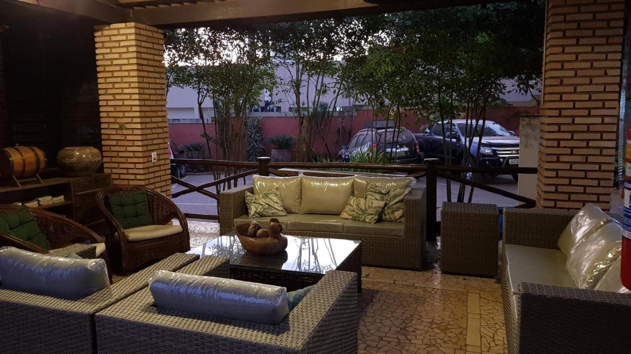 Hotel Das Palmeiras Paracatu Exterior foto