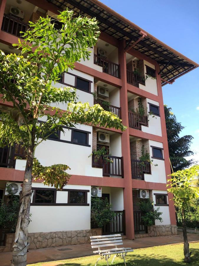 Hotel Das Palmeiras Paracatu Exterior foto